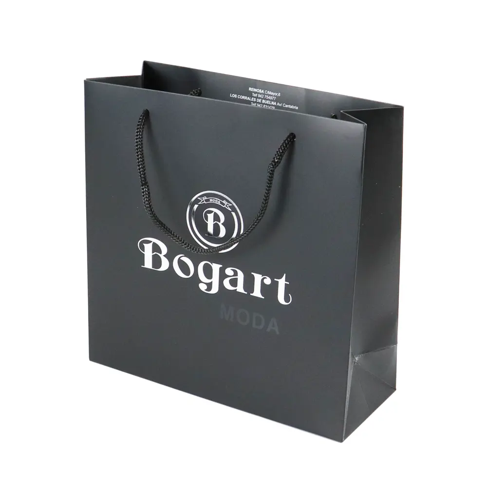 Logo personnalisé luxe gaufrage shopping cadeau bijoux vin cadeau sac en papier mat noir carré nouveau-né bébé vêtements sac d'emballage
