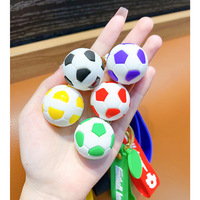 Simulation Football Keytag Mini Soccer Ball Keyfob Sports Stress Ball Keyholder Pendentifs pour Sports Football Party Favors