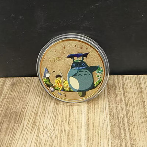 Moneda 2026 Espíritu del Bosque Gris Seis Poses Clásicas <span class=keywords><strong>de</strong></span> Películas, Hierro Bañado en Oro con Estuche - Product Image 4
