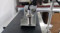 Machine d'impression TIJ haute résolution à date d'expiration automatique Imprimante à jet d'encre TIJ à codage par lots avec convoyeur