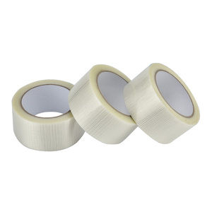 Cinta adhesiva de fibra de vidrio de tejido cruzado de fusión en caliente resistente a <span class=keywords><strong>550</strong></span> Celsius para paquete de batería de litio sellado de cartón fabricante directo - Product Image 1
