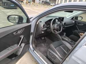 <span class=keywords><strong>Audi</strong></span> Q2L 35 TFSI RS Kit 2021 d'occasion, 27000 km parcourus, <span class=keywords><strong>gris</strong></span>, norme d'émission Euro VI, puissance maximale 110-150 ch - Product Image 4