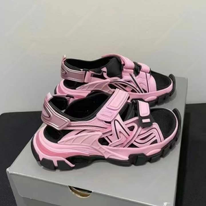 Sandalias para hombre elegantes, transpirables y casuales con suela suave de EVA y función antideslizante, ideales para uso en exteriores y en la playa. - Product Image 4