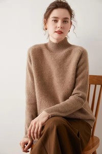 Conjunto de suéteres de talla grande para mujer de invierno, trajes de punto informales, Top de cuello alto de Cachemira de lana, <span class=keywords><strong>pantalones</strong></span> largos plisados, conjunto doble de 2 piezas - Product Image 4