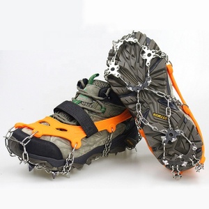 Crampons de glace de neige de haute qualité Logo personnalisé Pointes antidérapantes d'escalade en plein air Meilleurs crampons de glace pour bottes - Product Image 1