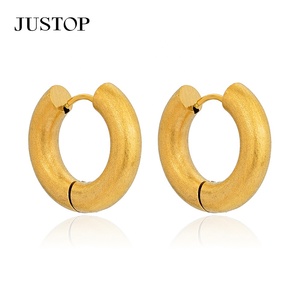 Aros de moda OEM/OEM, impermeables, de acero inoxidable, chapados en oro, hipoalergénicos, proveedor de joyería de moda, suministros para la fabricación de pendientes - Product Image 2