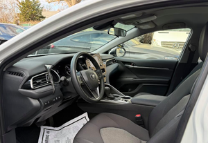 Utilisé pour Camry 2024, berline hybride à essence, 4 portes, 5 places, turbo <span class=keywords><strong>automatique</strong></span>, intérieur foncé, sièges en cuir, 1 à 25 000 miles - Product Image 4