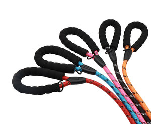 สายจูงสุนัขไนลอนสีแดงพร้อมที่จับบุนวมแบบเรียบง่ายสำหรับสุนัข - Product Image 5