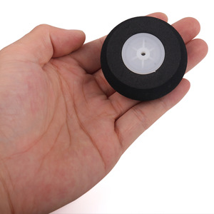 Rueda de espuma EVA de 57 mm para avión RC, tren de aterrizaje de ala fija, ruedas para drones - Product Image 1
