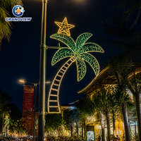 Luces Decorativas LED 2D Personalizadas para Postes de Calle con Motivos Navideños, IP65, Decoración para Postes de Lámparas, Iluminación Navideña para Ciudades, Exhibición Comercial en Exteriores