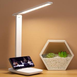 Lampe de table protectrice pour les yeux avec veilleuse, port de charge USB, lampe de bureau LED pliable à intensité réglable - Product Image 2