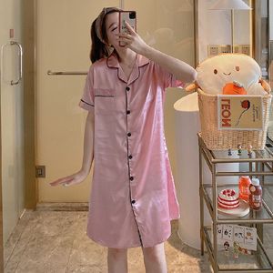 Abbigliamento <span class=keywords><strong>da</strong></span> <span class=keywords><strong>notte</strong></span> Casual taglie forti <span class=keywords><strong>da</strong></span> donna <span class=keywords><strong>con</strong></span> bottone a manica corta in poliestere pigiama abito tinta unita traspirante morbido frontale - Product Image 2