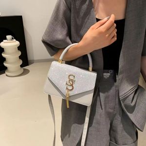 Bolsos de hombro para niños más vendidos 2023 Bolsos de moda para niños Monederos con cadena de perlas encantadores Bolsos - Product Image 4
