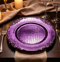 Assiettes de présentation rondes en plastique PP dorées gaufrées élégantes et personnalisées de 13 pouces pour mariages et événements
