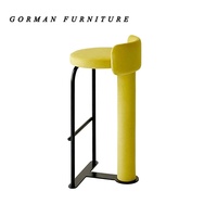 Chaise de bar Gorman FURNITURE au design luxueux, structure en acier inoxydable, tissu chenille, éponge, tabouret de bar haut pour café