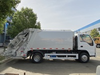 Camion à ordures Isuzu 6m3 avec compacteur, camion à ordures à chargement arrière