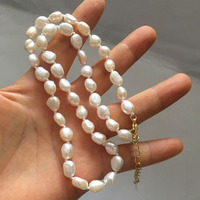 Collar Gargantilla de 16 Pulgadas + 5 CM, Perlas de Agua Dulce 100% Naturales, Cuentas Barrocas de 7 MM, Cierre Anudado de Acero Inoxidable con Baño de Oro de 18k