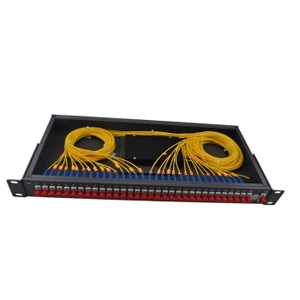 Duy nhất-chế độ sợi quang PLC <span class=keywords><strong>Splitter</strong></span> <span class=keywords><strong>1</strong></span>*<span class=keywords><strong>32</strong></span> FC nối PoE mạng FTTH g652d Patch panel 24-Port 1U Rack mount 3-năm bảo hành - Product Image 2