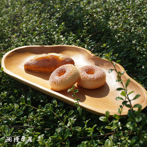 Bandeja de madera de abeto hecha a mano de 20-20.9 cm, color camel, plato poco profundo para servir postres y frutas - Product Image 1