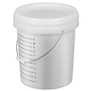 15L 测量带盖子和处理塑料食品桶的圆形塑料桶