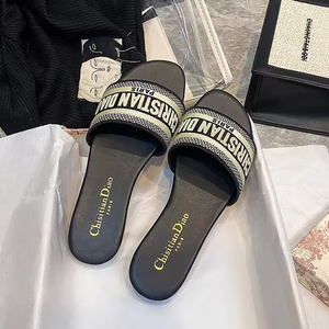 Size 35-41 Designer <strong>Shoes</strong> Sandals <strong>Women's</strong> Slides Custom Large Size Luxury Beach Lady's <strong>Women</strong> Slippers - Product Image 1