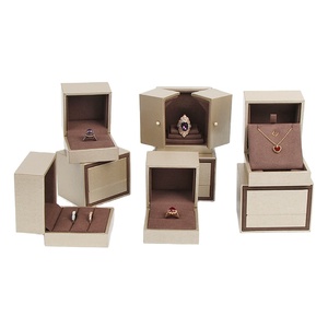 Custom Logo <b>Black</b> Round Flip Jewelry <b>Box</b> with Lid for Women's Gift Packaging - Product Image 1