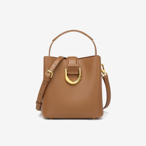 2025 nuevo bolso de mujer de moda Primavera Verano de gran capacidad bolso de hombro bandolera moda versátil - Product Image 5