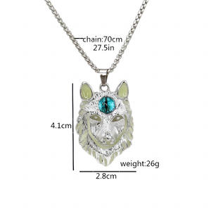 สร้อยคอสแตนเลสสตีลสไตล์พังก์พร้อมจี้รูปหัวหมาป่าเรืองแสงความชั่วร้ายสำหรับผู้ชาย - Product Image 6