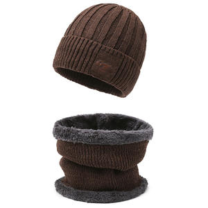 Ensemble de 3 pièces pour l'hiver : bonnet épais en tricot pour adultes, écharpe et <span class=keywords><strong>gants</strong></span> tactiles doublés en polaire pour hommes et femmes, accessoires - Product Image 3