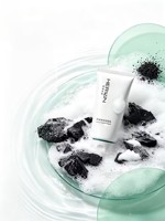 Nettoyant Purifiant 4-en-1 au Charbon Actif pour Peaux Grasses/à Tendance Acnéique – Prévention de l'Acné, Contrôle du Sébum, Réparation Cutanée