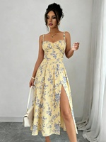 Robe midi camisole à imprimé floral, col cœur, buste froncé et dos plissé pour femme, idéale pour le quotidien, les fêtes et les tenues décontractées – Grande Vente