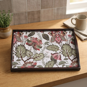Plateau rectangulaire en bois artisanal moderne, motif animalier, corde verticale, finition naturelle, pour mariage, table à manger, service, présentation, décoration - Product Image 1