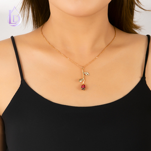 Collar Personalizado con Rosa 3D para el Día de San Valentín, Collar con Dije Personalizado, Joyería de Rosa Definitiva, <span class=keywords><strong>La</strong></span> <span class=keywords><strong>Bella</strong></span> <span class=keywords><strong>y</strong></span> <span class=keywords><strong>la</strong></span> <span class=keywords><strong>Bestia</strong></span> - Product Image 3