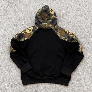 Nouvelle Arrivée 2026 – Sweat à Capuche Court Coupe Boxy Personnalisé avec Broderie Lettres et Imprimé Crâne Camouflage Urbain – Fabrication Sur Mesure - Product Image 2