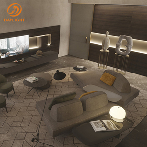 Divano Componibile Stile Isola, Divano Basso in Tessuto Grigio Chiaro con Pouf Staccabile, Arredamento <span class=keywords><strong>Contemporaneo</strong></span> per Soggiorno - Product Image 2
