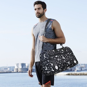 Nouveau Sac de Voyage Grande Capacité Imprimé Étoiles Noires, Sac Polochon de Voyage à Fermeture Éclair Motif Léopard, Sac de Nuit en Gros - Product Image 5