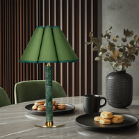 Lampe de table en marbre rechargeable unique et moderne pour la décoration intérieure, grande lampe de chevet pour chambre d'hôtel, lumière électrique