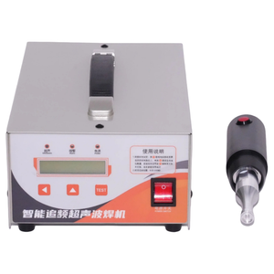 Machine portative <span class=keywords><strong>de</strong></span> <span class=keywords><strong>soudure</strong></span> par points ultrasonique semi-<span class=keywords><strong>automatique</strong></span> avec le type plat <span class=keywords><strong>de</strong></span> <span class=keywords><strong>masque</strong></span> - Product Image 1