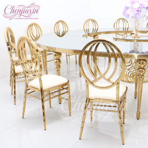 Sedie e Tavoli Chiavari in Metallo Dorato di Lusso per Eventi e Feste, Arredamento Moderno Impilabile per Camere d'Albergo e Banchetti - Product Image 1