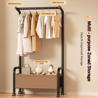 Porte-manteau mobile double tringle avec étagères de rangement double niveau, multifonctionnel, pour vêtements et accessoires