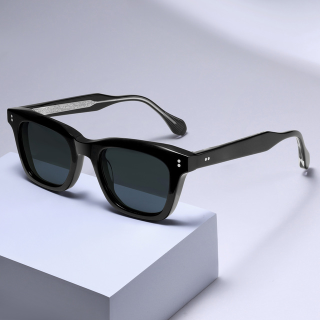 Ready Stock Vintage Rivet Retro Thickness Acetate Black Sunglasses with TR18 Nylon Sunglasses Lenses with Custom Logo Unisex