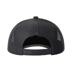 Sombrero de camionero de 6 paneles con ala curvada ligera en blanco OEM al por mayor con hebilla de plástico ajustable trasera de malla transpirable para hombres y mujeres - Product Image 2