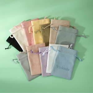 Bolsa de Joyería de Microfibra de Lujo, Personalizada, Multicolor, de 10*15cm, para Guardar Anillos y Aretes Pequeños - Product Image 5