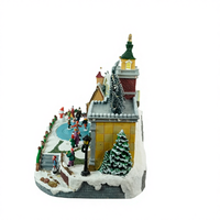 Figurine de village de Noël musical en polyrésine avec patineur animé à LED, porte ouvrante/fermante pour intérieur