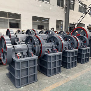 Заводской запас Pe <span class=keywords><strong>150x250</strong></span> модель мини-мобильная дробилка доломита известняка для бетонодробилки - Product Image 3