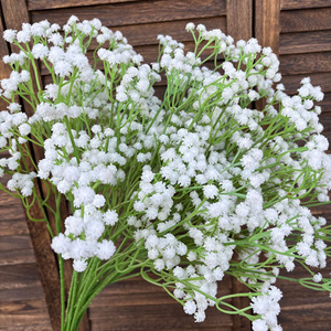 Fleurs artificielles en silicone blanc Pingping Baby's Breath pour la décoration de mariage, la décoration de la maison, les bouquets et les arrangements - Product Image 1