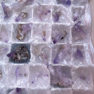 Vente en gros de spécimens de grappes d'améthyste <span class=keywords><strong>Vera</strong></span> <span class=keywords><strong>Cruz</strong></span> naturelle de haute qualité, cristaux de guérison, pierres précieuses de quartz pour la décoration - Product Image 2