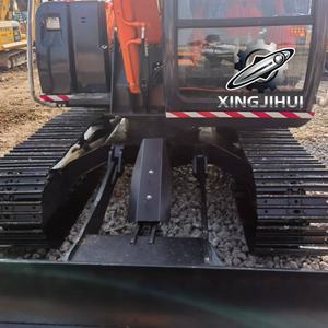 Excavatrice d'occasion Hitachi ZX70, marque japonaise d'origine, 7 tonnes, petite taille, sur chenilles en caoutchouc. - Product Image 2