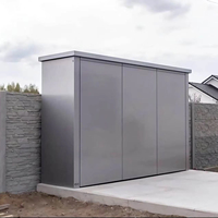 Abri de cuisine extérieur modulaire en alliage d'aluminium, résistant aux intempéries, avec barbecue et armoires, télécommande, et toit.