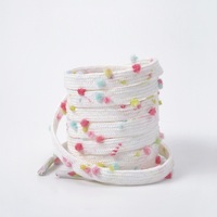 Lacets ronds en peluche colorés avec logo personnalisé, lacets plats en polyester moelleux pour baskets et chaussures décontractées